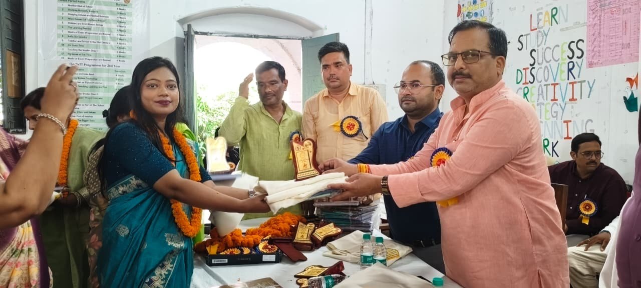 समाज का पथ प्रदर्शक होता है शिक्षक : डॉ. धर्मेंद्र सिंह